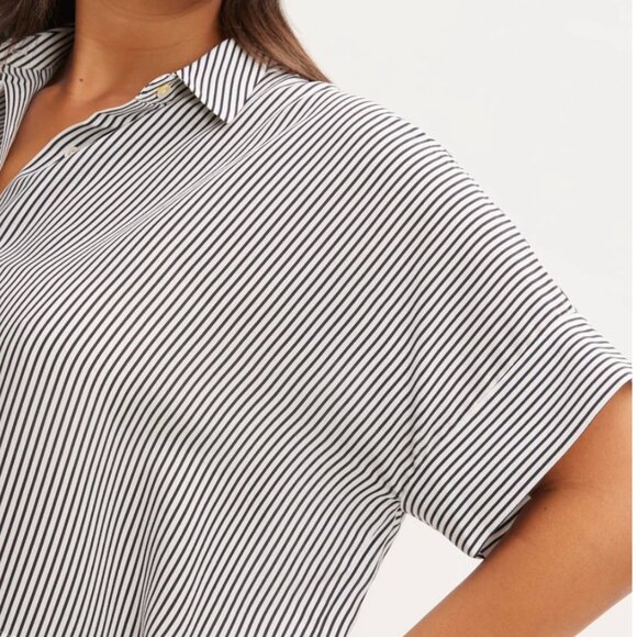 EVERLANE THE CLEAN SILK SHORT-SLEEVE SQUARE SHIRT BOXY OVERSIZE WASHABLE 10 NWOT - Picture 4 of 15